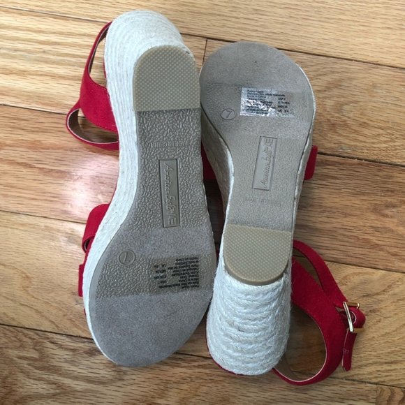 American Eagle Red Wedge Espadrille Sandal - Picture 5 of 8